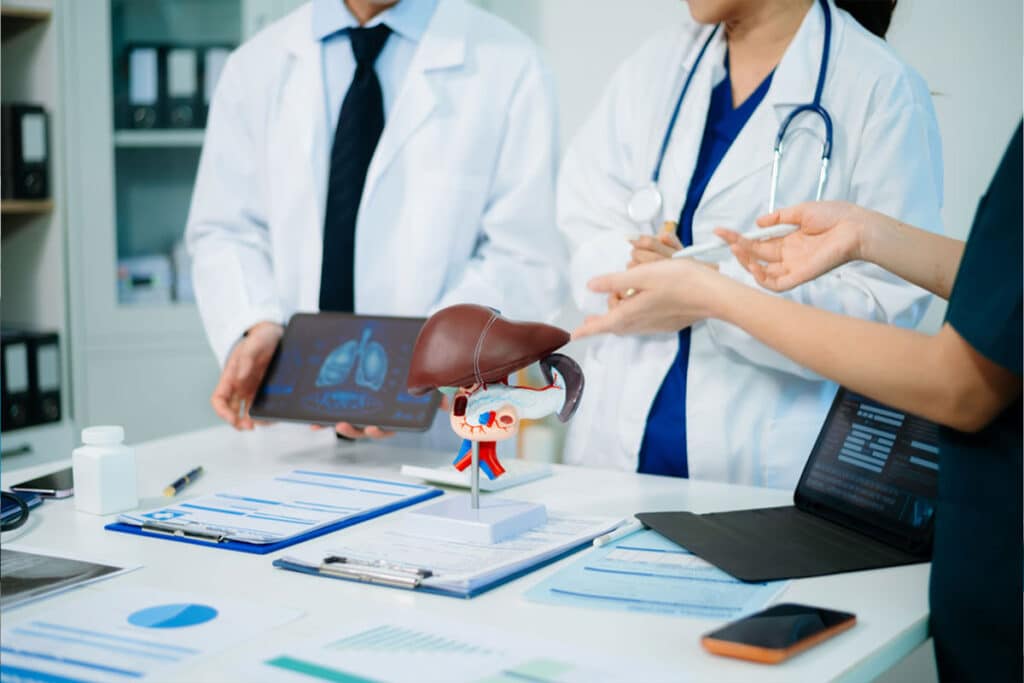 Doctors Managing Chronic Conditions in Winchester TN: How Consistent Care Leads to Better Health in office